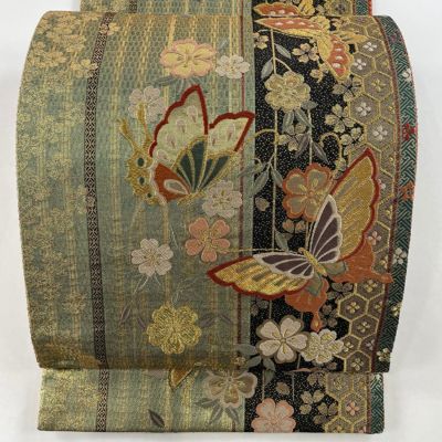 https://buysell.itembox.design/product/481/000002448130/000002448130-01-m.jpg