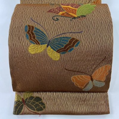 https://buysell.itembox.design/product/483/000002548353/000002548353-01-m.jpg