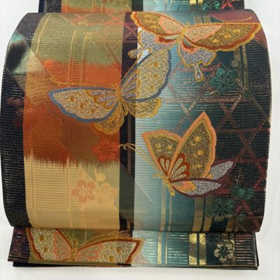 https://buysell.itembox.design/product/485/000002548530/000002548530-01-m.jpg