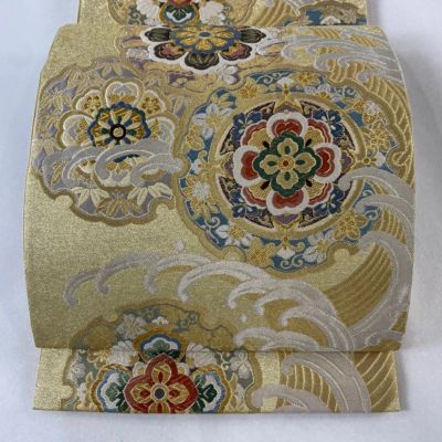 https://buysell.itembox.design/product/496/000002549616/000002549616-01-m.jpg