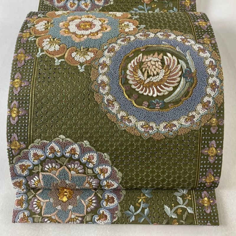 袋帯 美品 逸品 華文 草花 相良刺繍 金糸 鶯色 六通 正絹｜中古