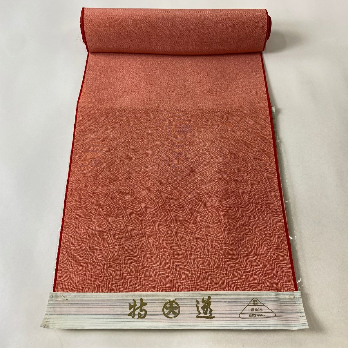 小紋 金彩 紋意匠 桜 正絹 反物 小紋 金彩 紋意匠 桜 正絹 反物 - メルカリ