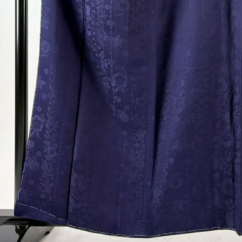 色無地 身丈160.5cm 裄丈64cm M 袷 地紋 青紫 正絹 逸品｜中古・古着