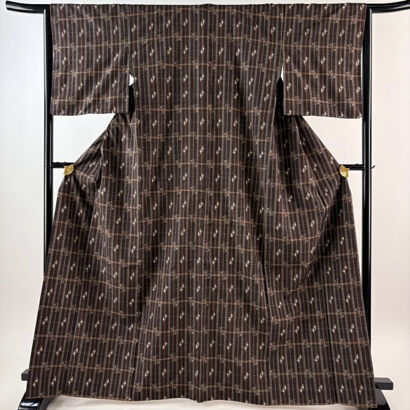 美品】 紬 身丈167cm 裄丈63.5cm S 袷 琉球本染かすり 証紙あり 格子