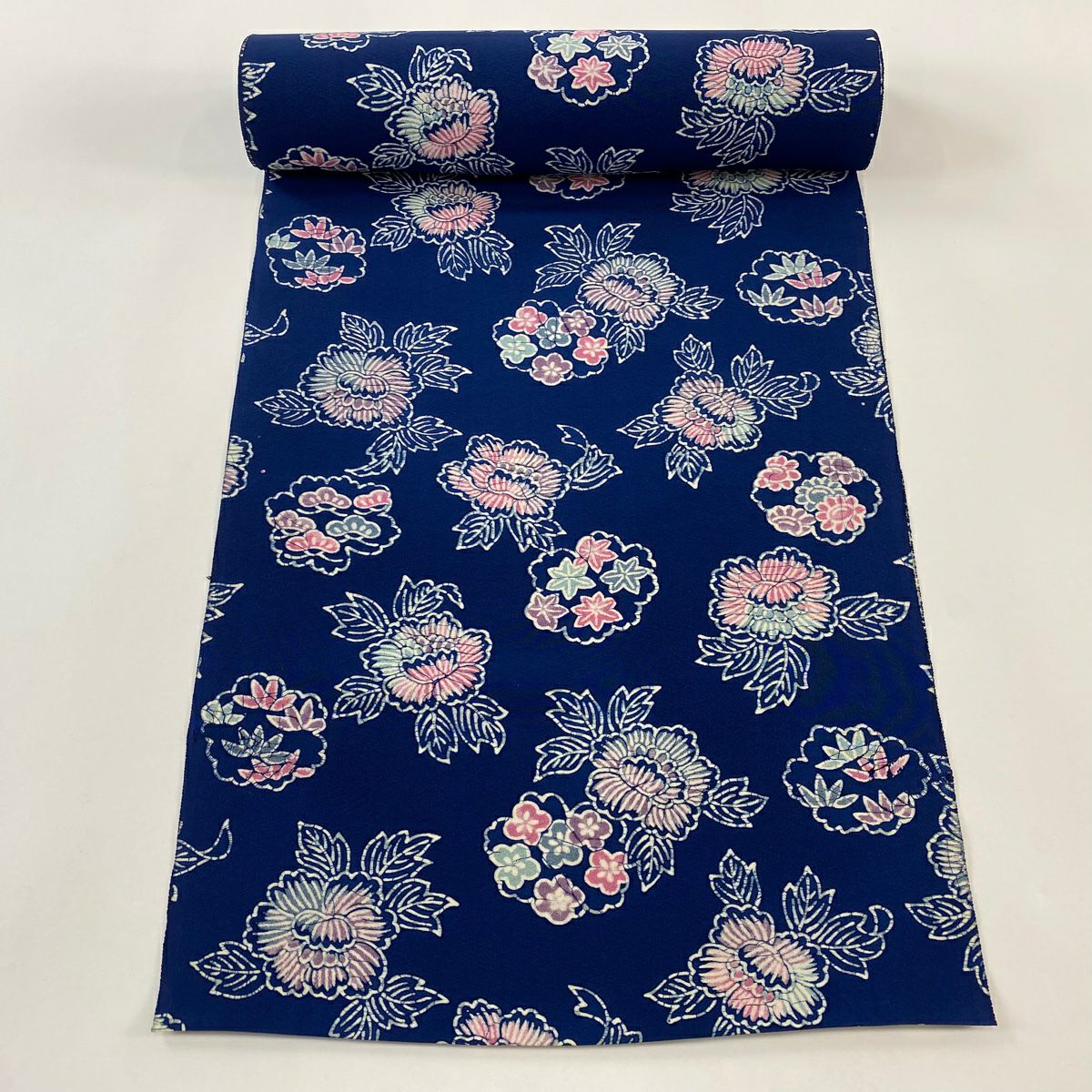 反物 秀品 小紋 草花 紺色 正絹｜中古・古着・リサイクル着物通販