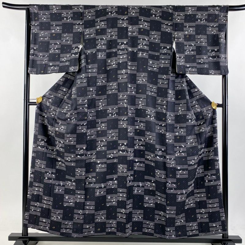 小紋 身丈155cm 裄丈65.5cm M 袷 音符 楽器 金彩 黒 正絹 逸品