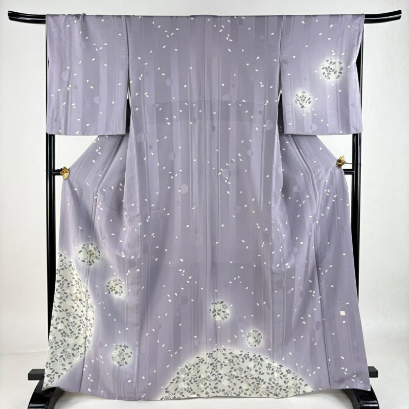 付下げ 身丈167cm 裄丈67cm M 袷 落款あり 桜 花びら 刺繍 箔