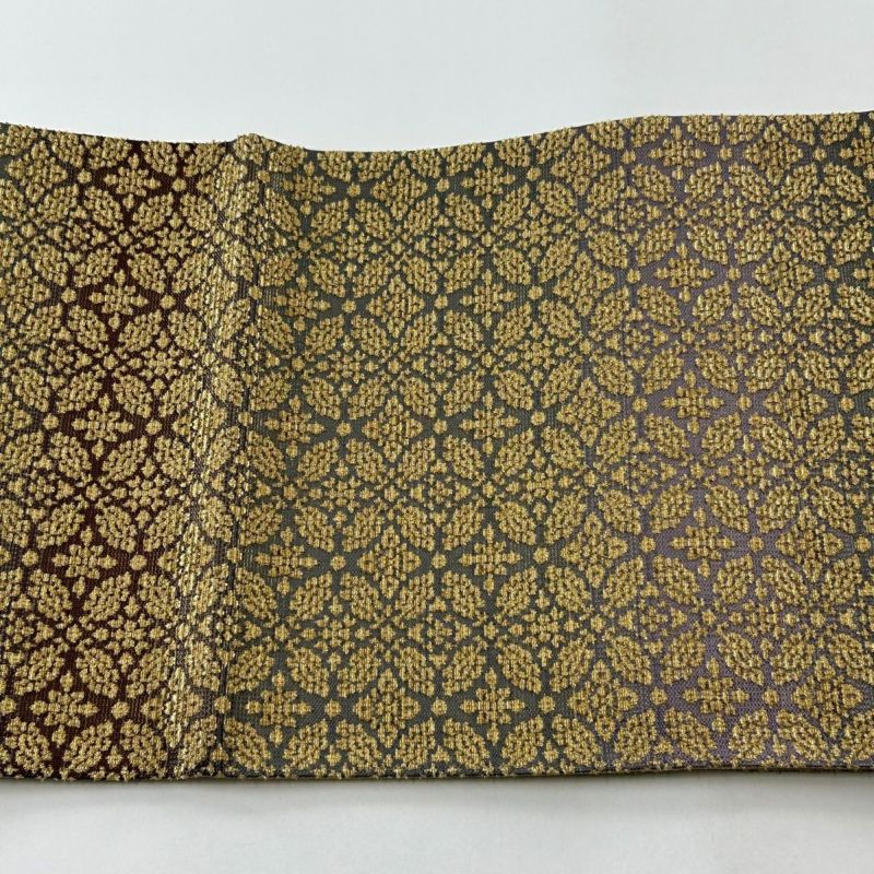 【超ポイントバック祭】 袋帯 美品 正絹 お太鼓柄 金色 輪奈織 金糸 草花 七宝 名品 着物・浴衣