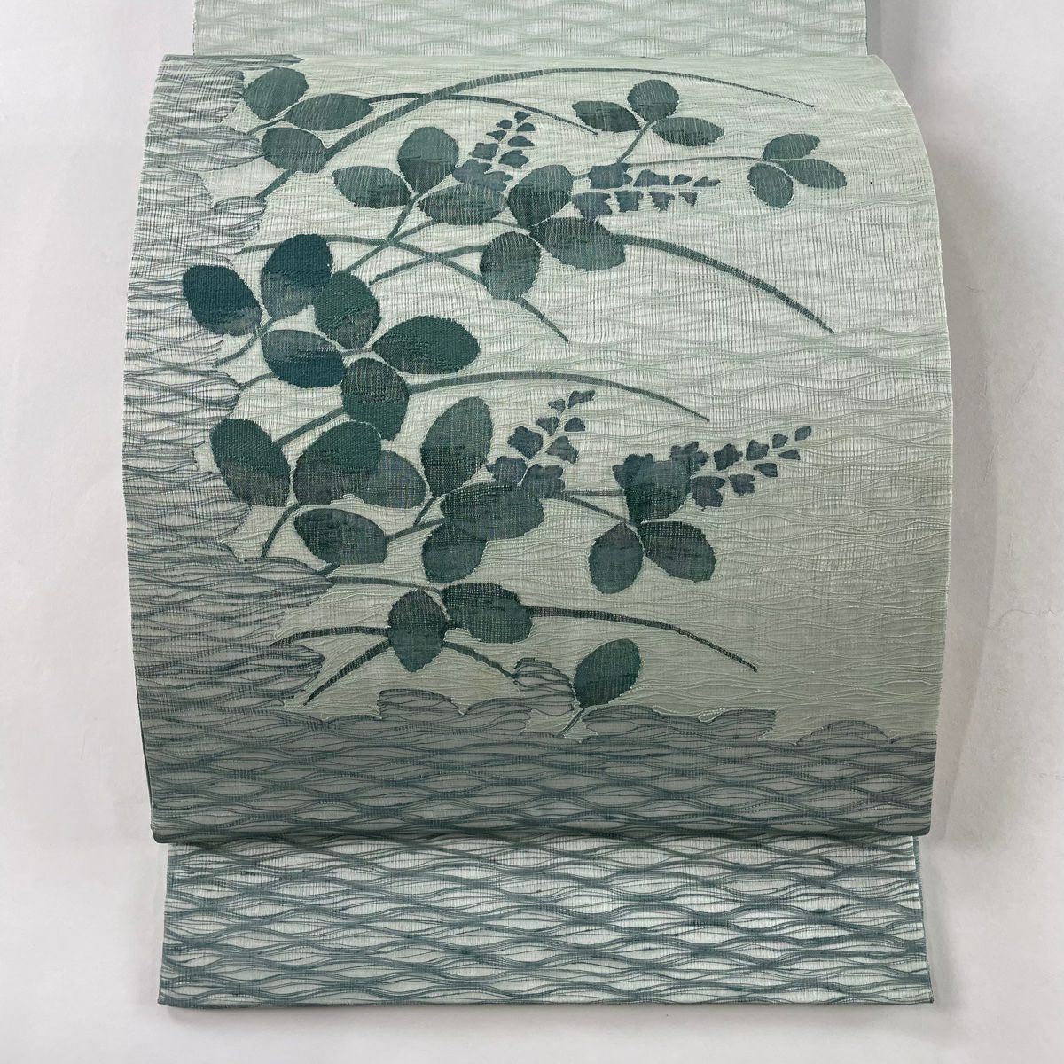 袋帯 美品 秀品 夏帯 草花 薄緑 お太鼓柄 正絹|中古・古着 袋帯 美品 秀品 夏帯 草花 薄緑 お太鼓柄 正絹|中古・古着