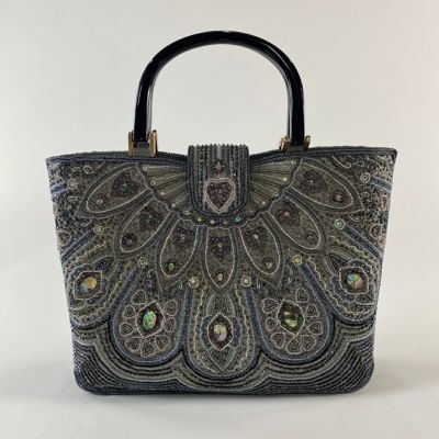https://buysell.itembox.design/product/536/000002553675/000002553675-01-m.jpg