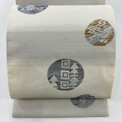 https://buysell.itembox.design/product/540/000002554033/000002554033-01-m.jpg