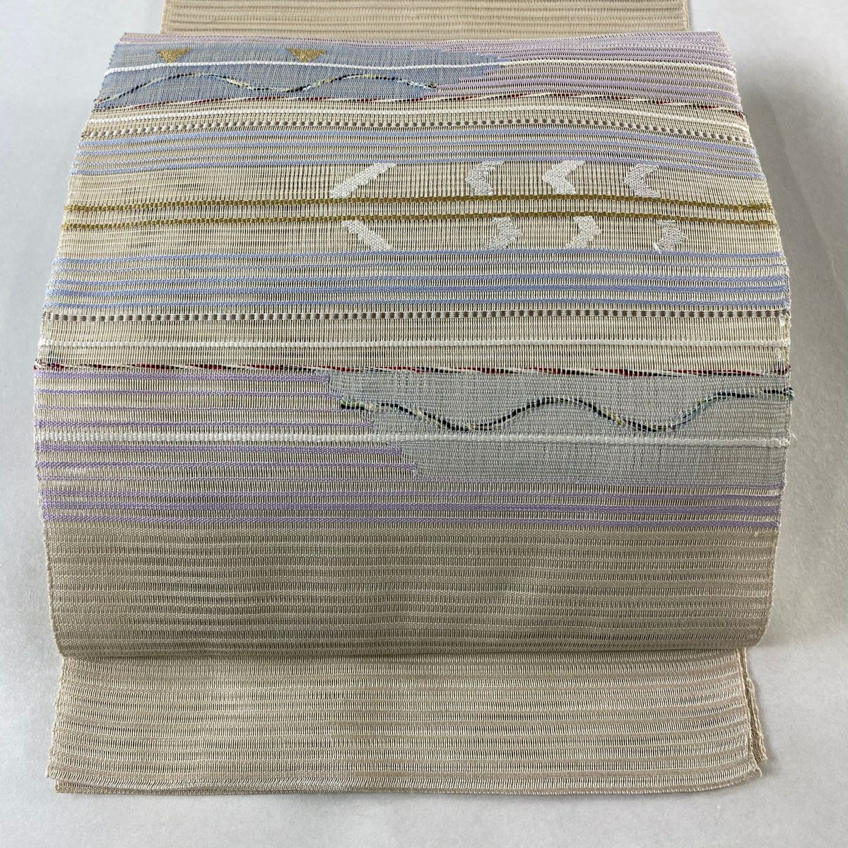 某メーカー 美品 名古屋帯 秀品 正絹 クリーム 金銀糸 幾何学模様 絽 夏帯 着物・浴衣