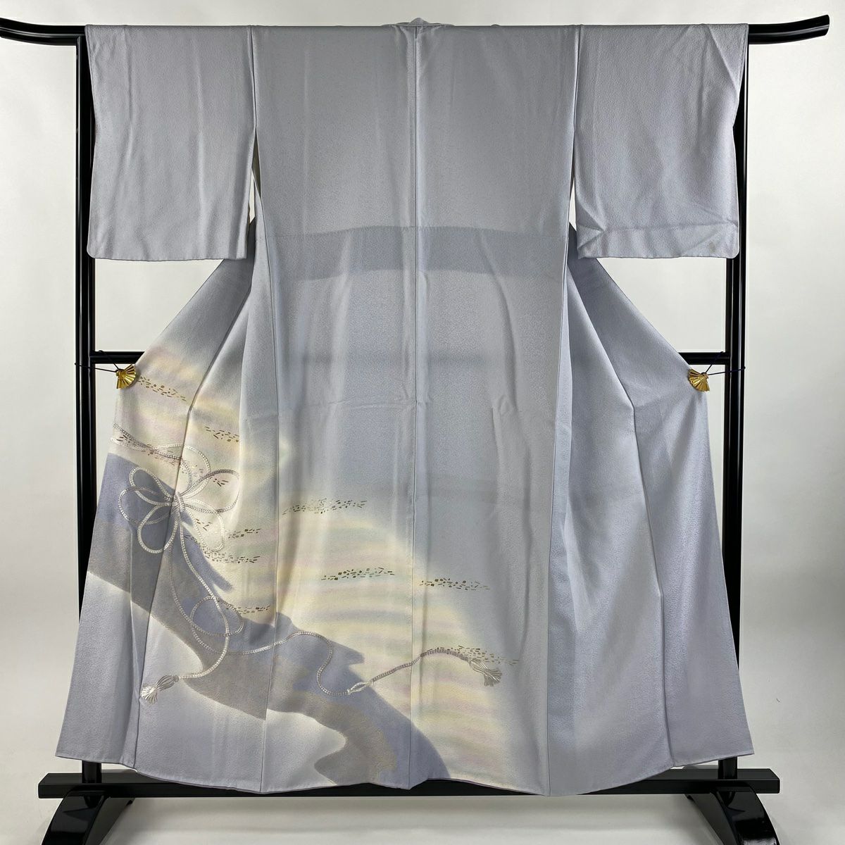 付下げ 身丈157cm 裄丈66cm M 袷 組紐 霞 刺繍 銀糸 薄紫 正絹 秀品