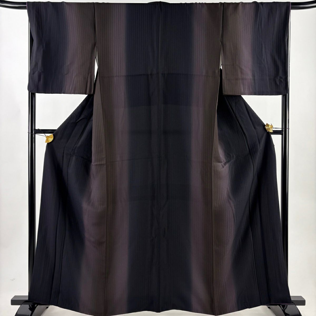 小紋 身丈162cm 裄丈68.5cm L 袷 地紋 縦縞 ぼかし 墨色 正絹 名品