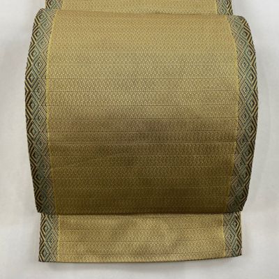 https://buysell.itembox.design/product/556/000002455648/000002455648-01-m.jpg
