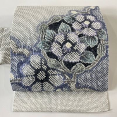 https://buysell.itembox.design/product/560/000002556020/000002556020-01-m.jpg
