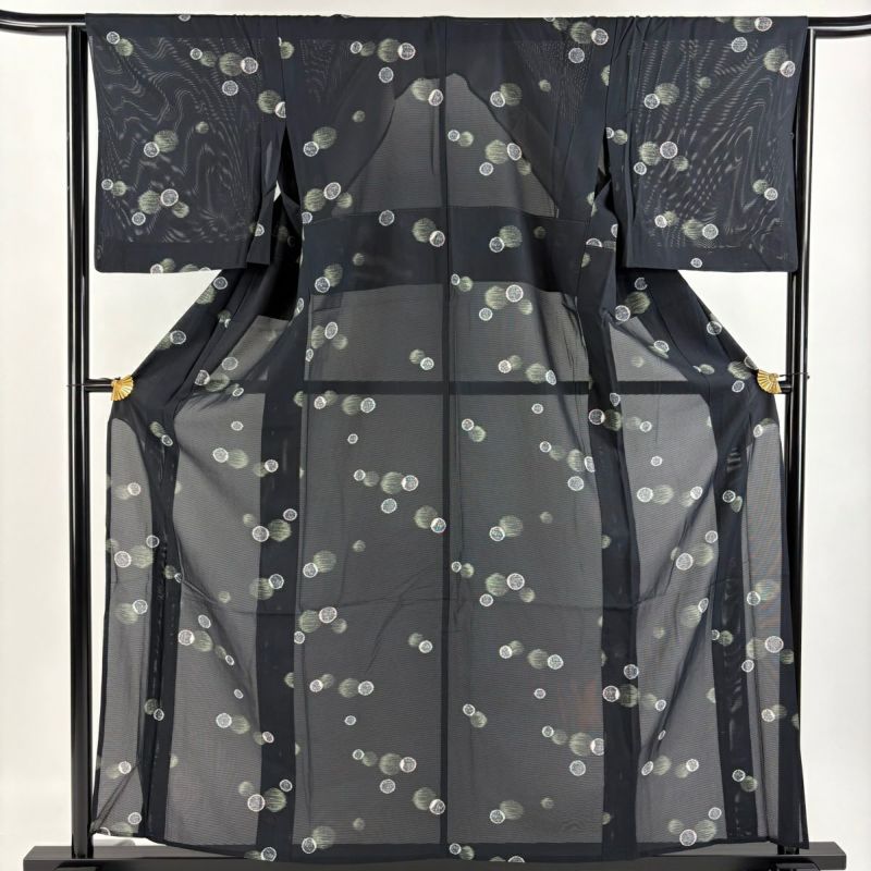 未使用品 小紋 総絞り くすんだ薄緑 綸子 身丈164.5cm 裄丈67cm 未使用品 小紋 総絞り くすんだ薄緑 綸子 身丈164.5cm 裄丈67cm