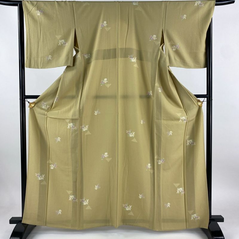 K0575 単衣 夏向き 未使用品 逸品 希少 ざざんざ織 正絹 小紋 夏物 小紋 着物 リサイクル 正絹 単衣 紗 先染め 黒 細縞 上質