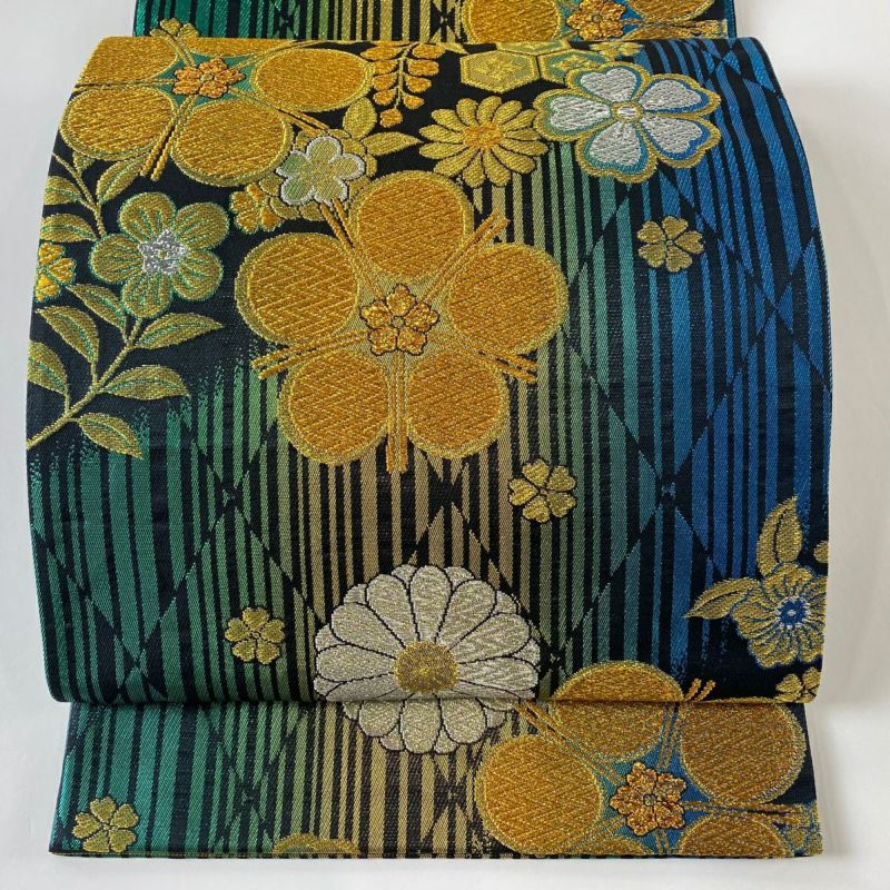 袋帯 美品 秀品 梅 桜 金銀糸 黒 六通 正絹｜中古・古着