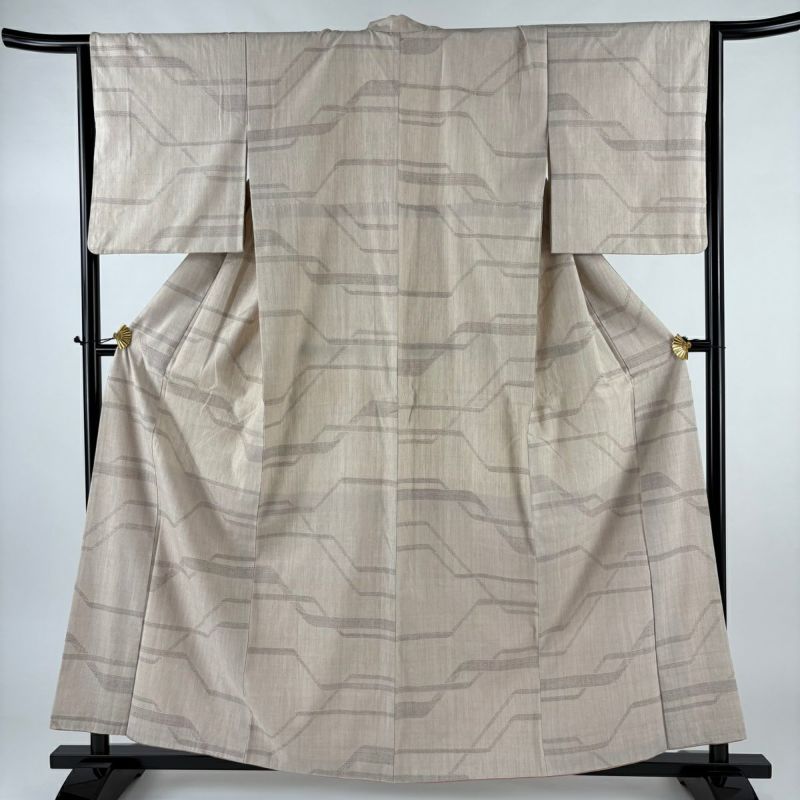 通販 紬 身丈160cm 秀 正絹 薄小豆 亀甲絣 幾何学模様 袷 M 裄丈65cm 着物・浴衣