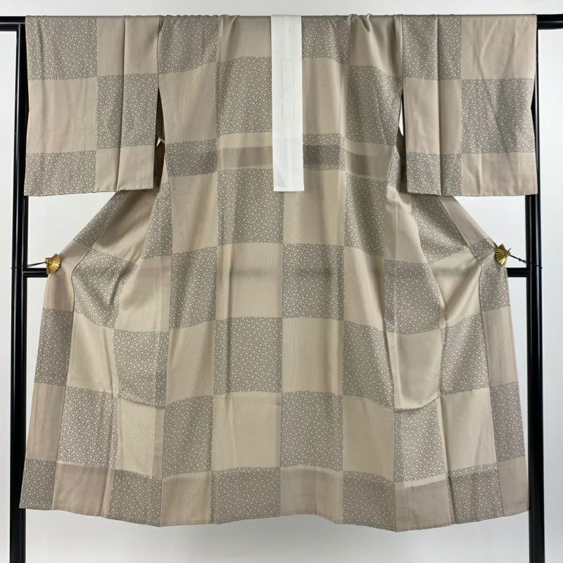 長襦袢 身丈133cm 裄丈69cm L 縞 桜 ベージュ 正絹 美品 秀品