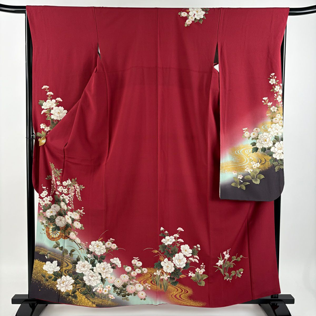 振袖 身丈165.5cm 裄丈66.5cm M 袷 牡丹 蝶 刺繍 金彩 クリーム