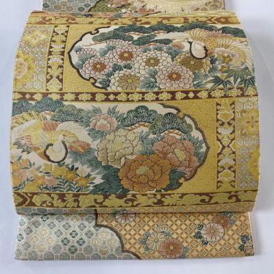 https://buysell.itembox.design/product/585/000002558572/000002558572-01-m.jpg