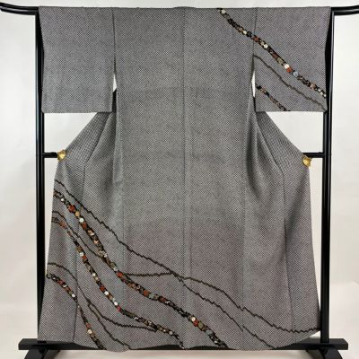 https://buysell.itembox.design/product/586/000002458690/000002458690-01-m.jpg