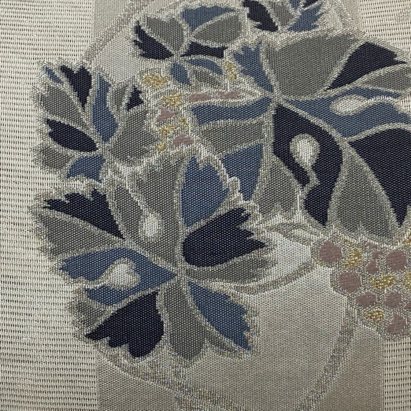 袋帯 美品 秀品 夏帯 絽 葡萄 花唐草 金銀糸 箔 灰白 六通 正絹
