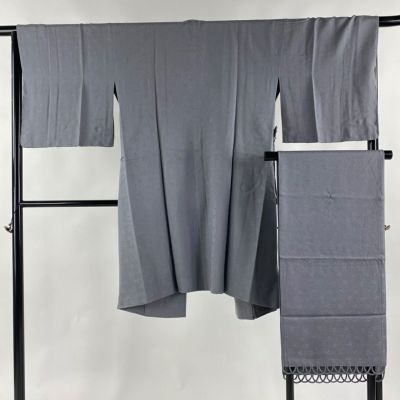 https://buysell.itembox.design/product/588/000002458806/000002458806-01-m.jpg