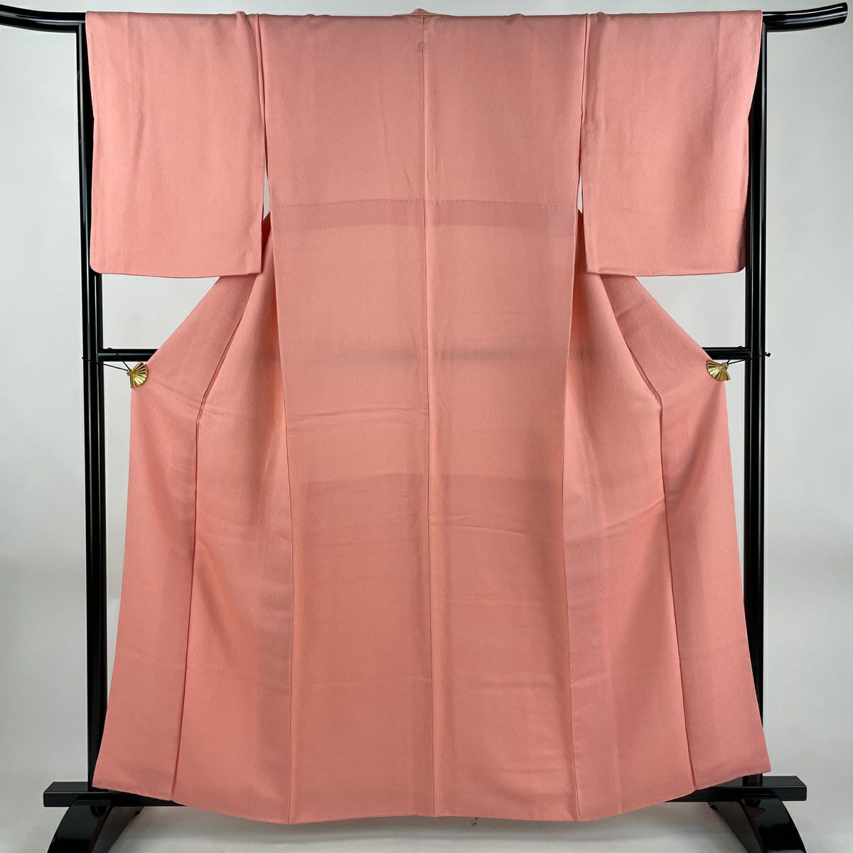 色無地 身丈165cm 裄丈66.5cm M 袷 地紋 緑 正絹 優品 一つ紋｜中古  
