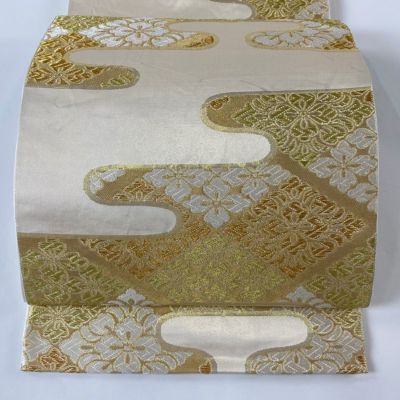 https://buysell.itembox.design/product/591/000002559110/000002559110-01-m.jpg