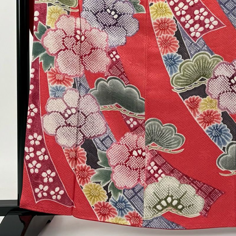 再入荷アイテム 牡丹 袷 S 裄丈63cm 身丈163.5cm 振袖 松 正絹 濃ピンク 絞り 着物・浴衣