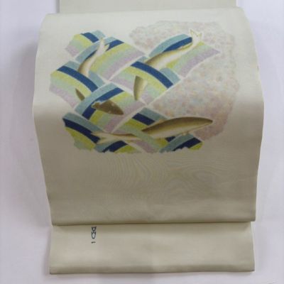 https://buysell.itembox.design/product/594/000002559425/000002559425-01-m.jpg