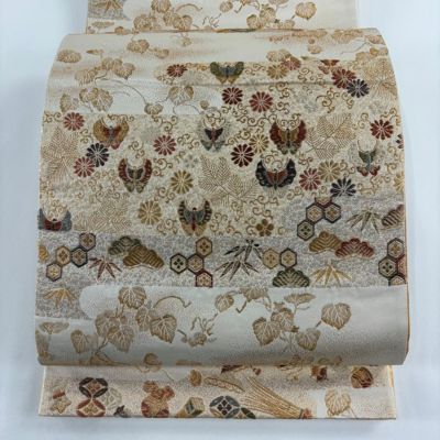 https://buysell.itembox.design/product/594/000002559476/000002559476-01-m.jpg