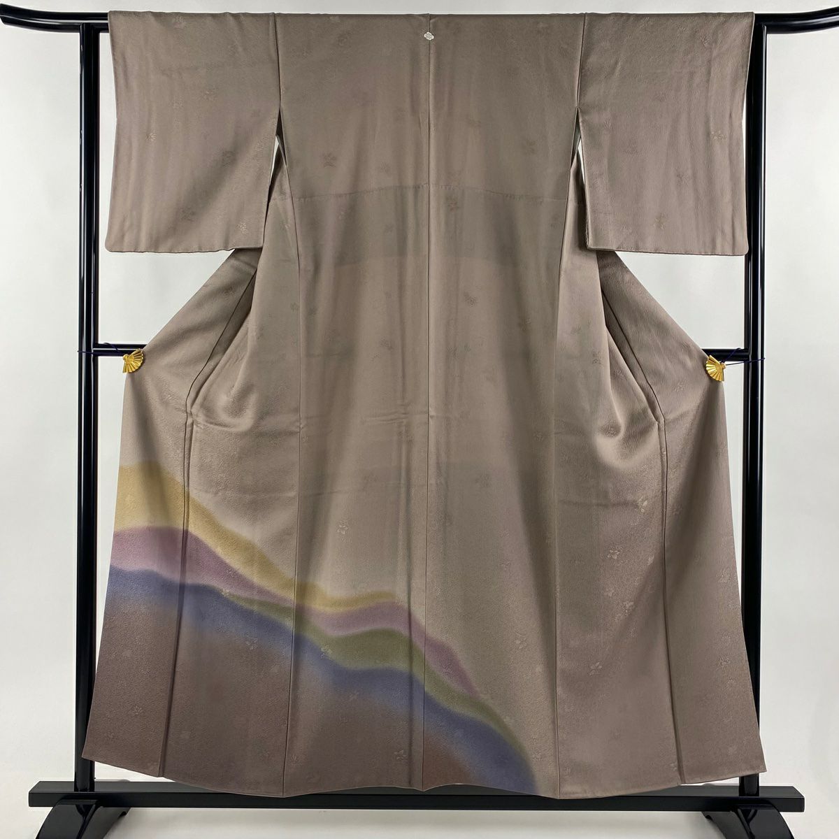 付下げ 身丈159cm 裄丈64.5cm M 袷 鈴蘭 金糸 箔 灰茶 正絹 秀品 付下げ 身丈159cm 裄丈64.5cm M 袷 鈴蘭 金糸 箔 灰茶 正絹 秀品