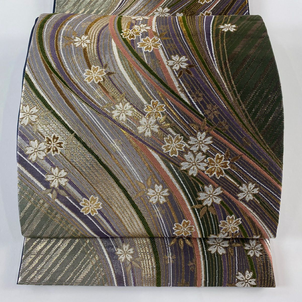 袋帯 秀品 壁画宝飾華文 花唐草 金糸 箔 銀色 六通 正絹｜中古