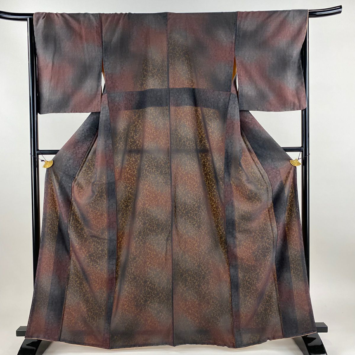 美品 縮緬小紋 丈159.5 裄66.5 美品 縮緬小紋 丈159.5 裄66.5