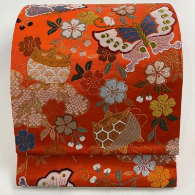 https://buysell.itembox.design/product/613/000002561399/000002561399-01-m.jpg