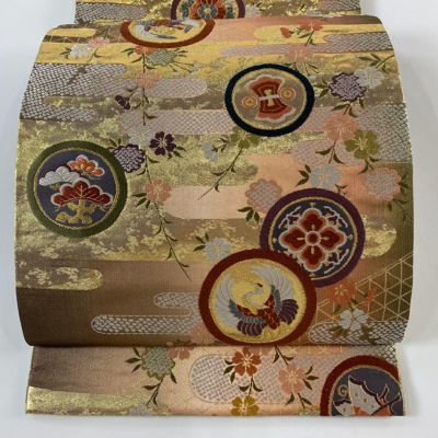 https://buysell.itembox.design/product/615/000002561523/000002561523-01-m.jpg
