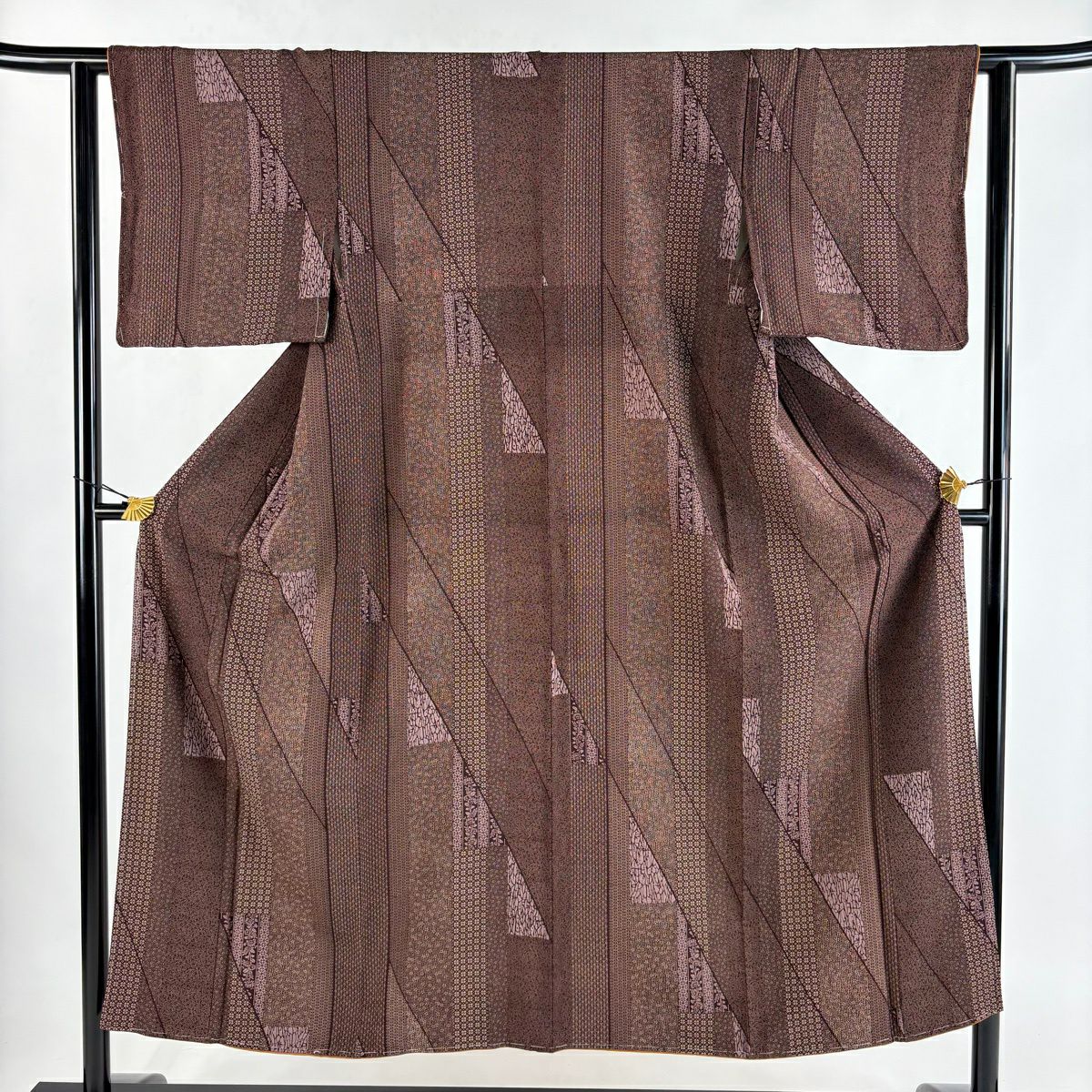 ★専用★小紋 付け下げ 斉藤三才 緋色 三才鳥 金彩加工 身丈153cm 袷 美品 小紋 付け下げ 斉藤三才 緋色 三才鳥 金彩加工 身丈153cm 袷