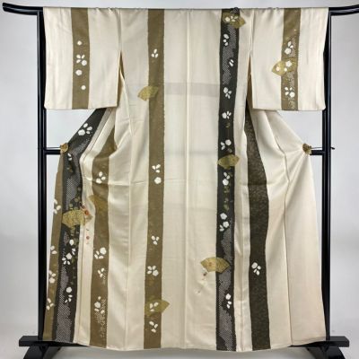 https://buysell.itembox.design/product/623/000002462316/000002462316-01-m.jpg