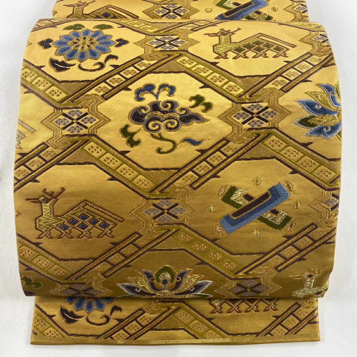 新品未使用‼️ 豪華 向かい鳥 華文 綾籠 金糸 袋帯 袋帯 秀品 華文 向かい鳥 箔 金糸 紫 六通 正絹 【中古】 - メルカリ