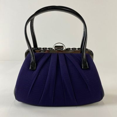 https://buysell.itembox.design/product/626/000002562636/000002562636-01-m.jpg