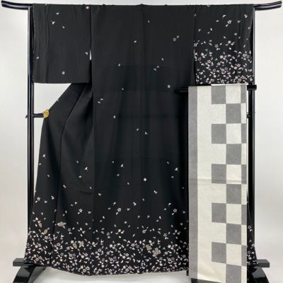 https://buysell.itembox.design/product/627/000002562710/000002562710-01-m.jpg