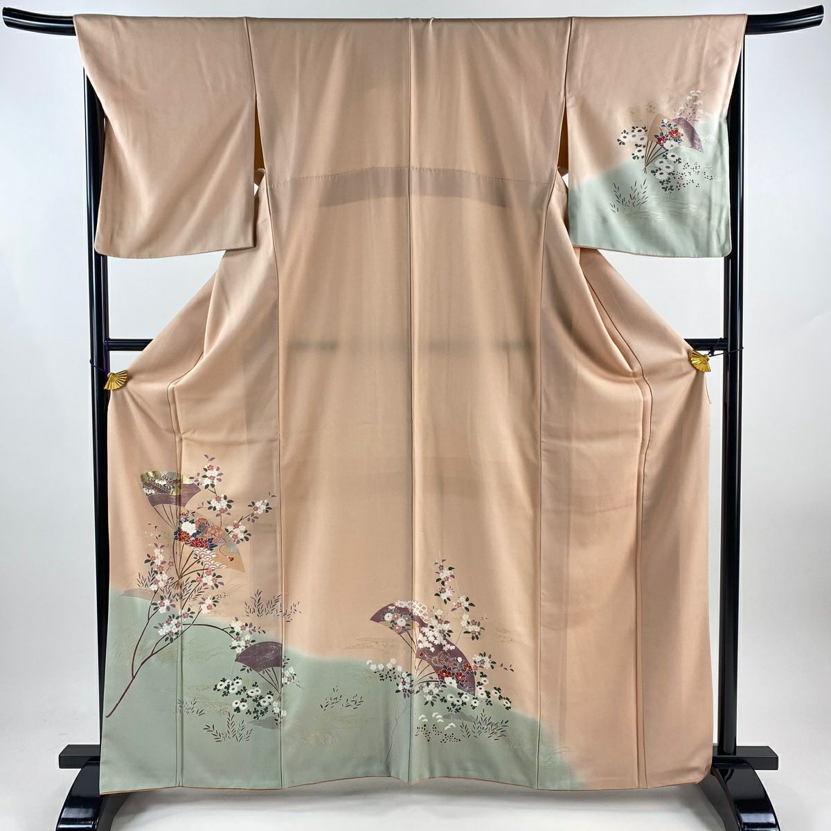 新品 高級 長襦袢 薄桃 ピンク 桜柄 半襟付き 着丈約123cm 付下げ 袷 正絹 桜色 ピンク 金駒刺繍 身丈156.5裄62.5 - メルカリ