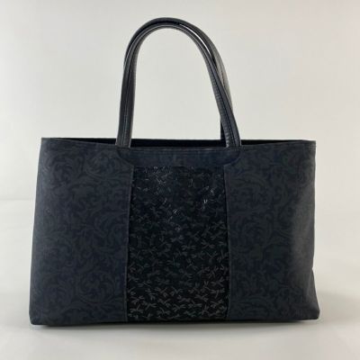 https://buysell.itembox.design/product/635/000002563596/000002563596-01-m.jpg