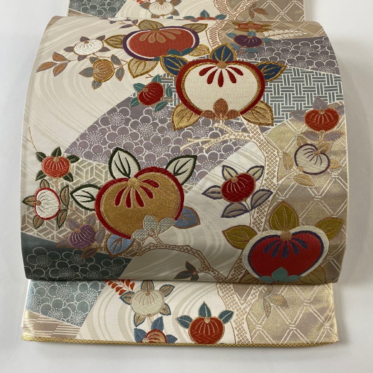 美品 袋帯 夏 夏帯 絽 ピンク 流水 牡丹 菊 枝花 銀糸 長さ4m28cm 袋帯 秀品 夏帯 絽 菊 流水 箔 金銀糸 クリーム 六通 正絹｜中古