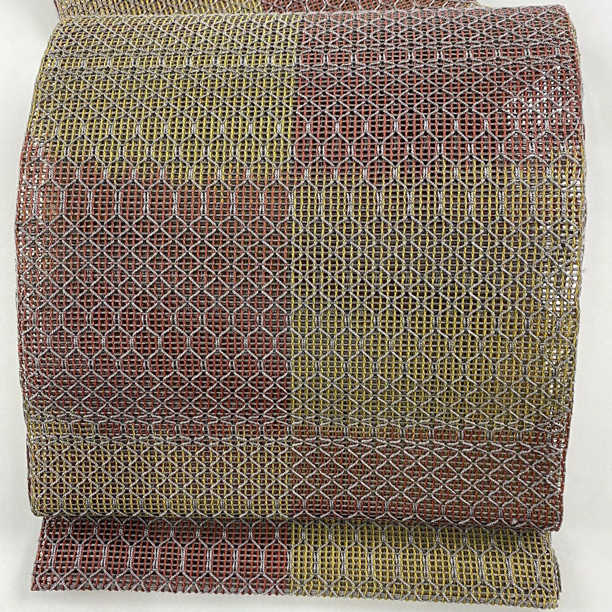 名古屋帯 美品 秀品 夏帯 絽 蛍 葉柄 金彩 薄ピンク 正絹|中古 名古屋帯 美品 秀品 夏帯 絽 蛍 葉柄 金彩 薄ピンク 正絹|中古