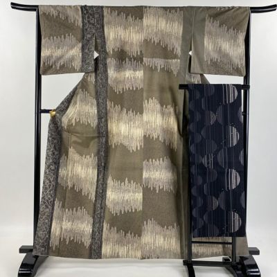 https://buysell.itembox.design/product/660/000002566088/000002566088-01-m.jpg
